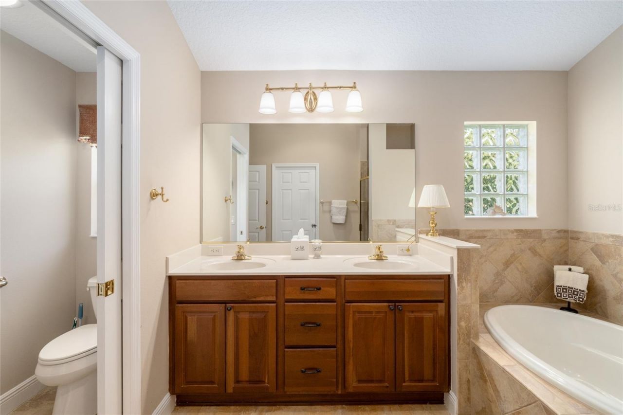 2741 Persimmon Loop, The Villages, FL 32162 Photo
