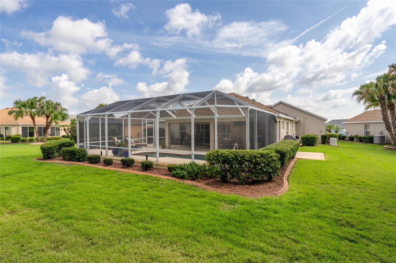 2741 Persimmon Loop, The Villages, FL 32162 Photo