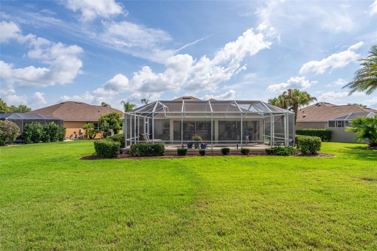 2741 Persimmon Loop, The Villages, FL 32162 Photo