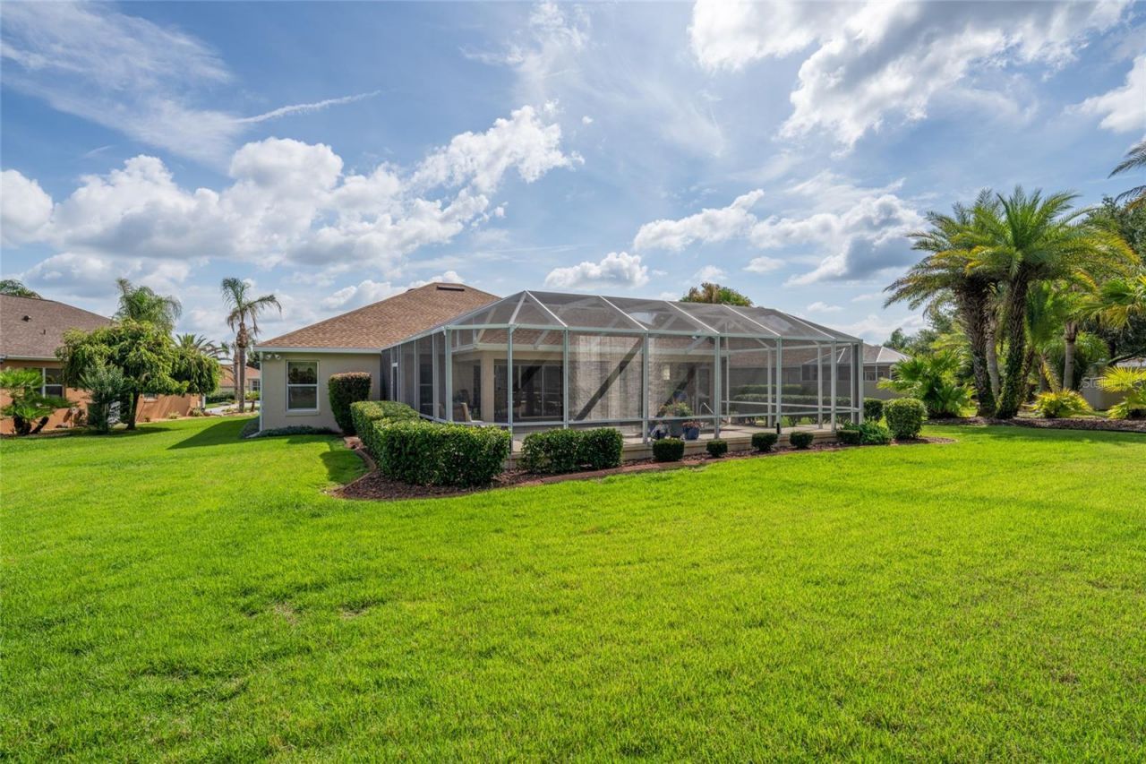 2741 Persimmon Loop, The Villages, FL 32162 Photo