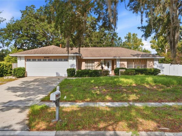 9050 STOCKTON COURT , ORLANDO, FL 32817