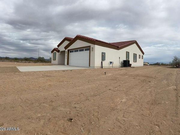 5913 N 425TH Avenue, Tonopah, AZ 85354
