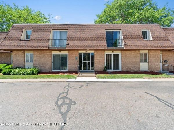 4717 Gull Road, Lansing, MI 48917