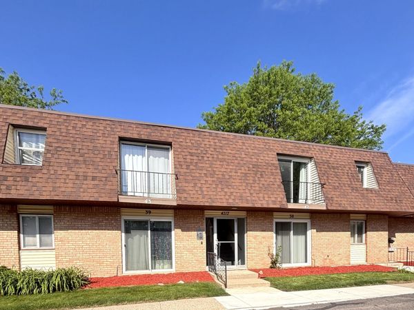 4717 Gull Road, Lansing, MI 48917