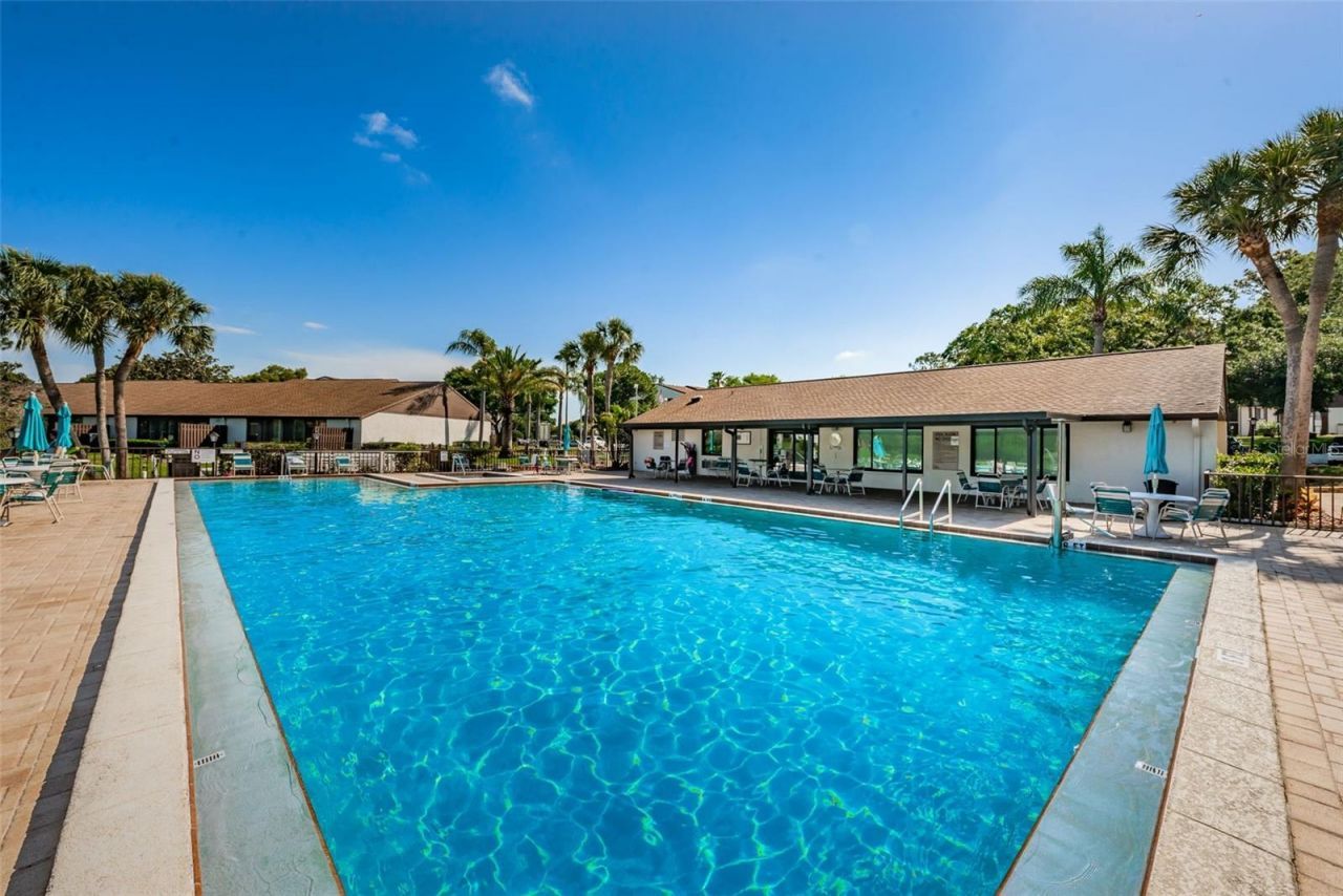 2687 Pine Ridge Way S, Unit B2, Palm Harbor, FL 34684 Photo