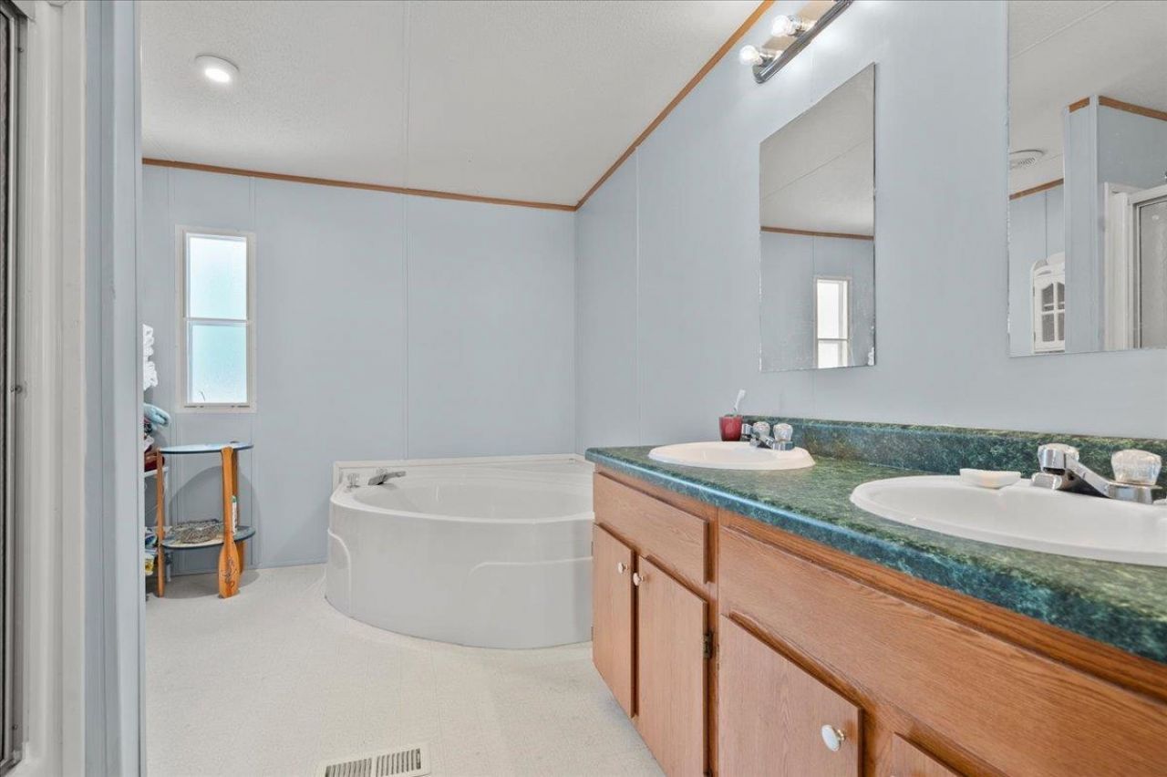 750 Patrick Rd.  Photo 30