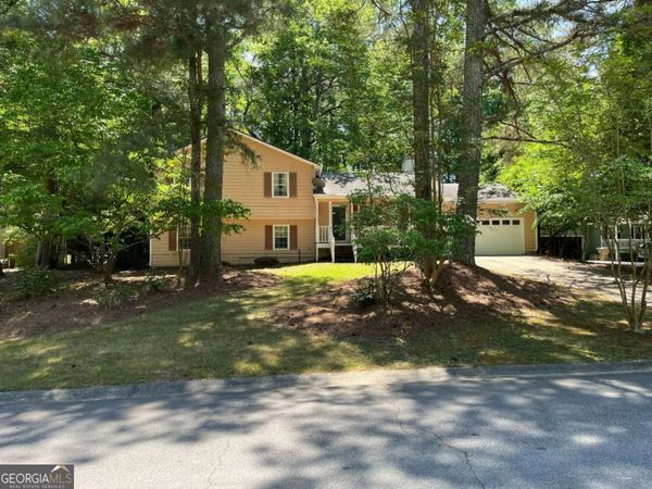2340 Rockwell Drive, Buford, GA 30519