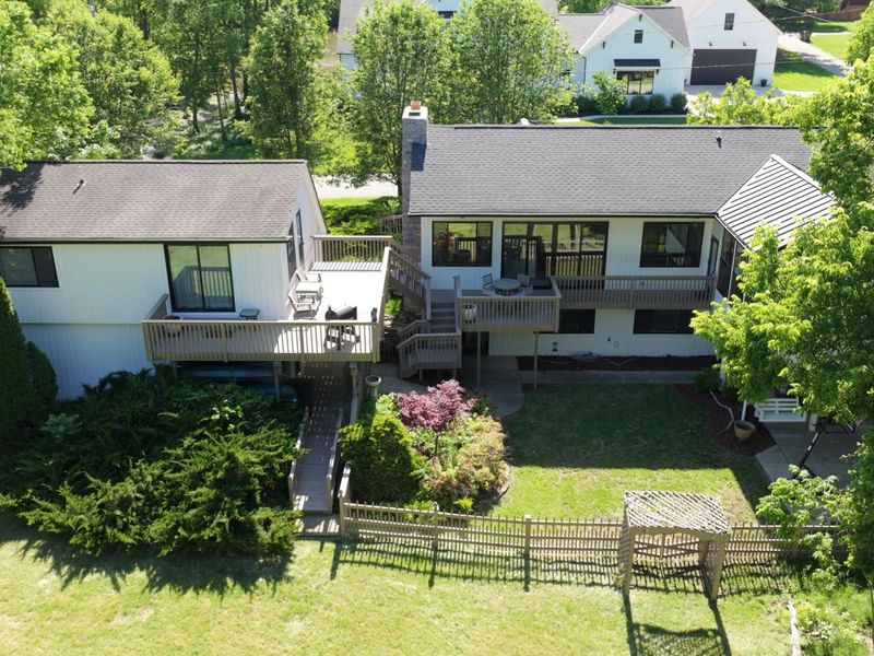 9220 Shawnee Trail, Powell, OH 43065 Photo 3