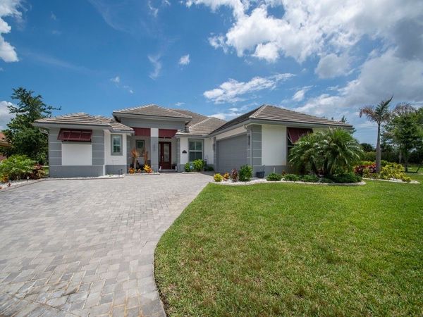 8220 Halbert Lane, Vero Beach, FL 32968