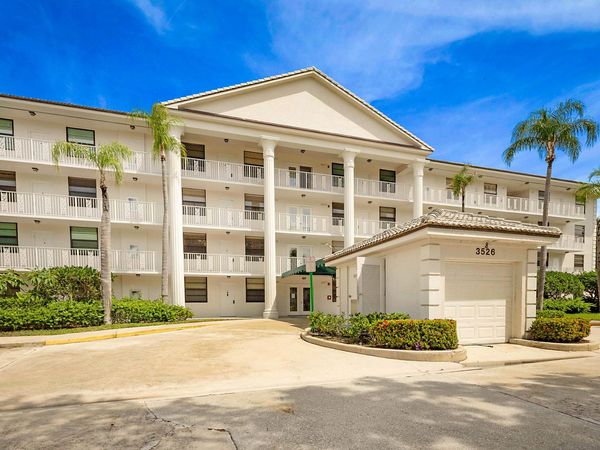 3526 Whitehall Drive, Unit 302, West Palm Beach, FL 33401