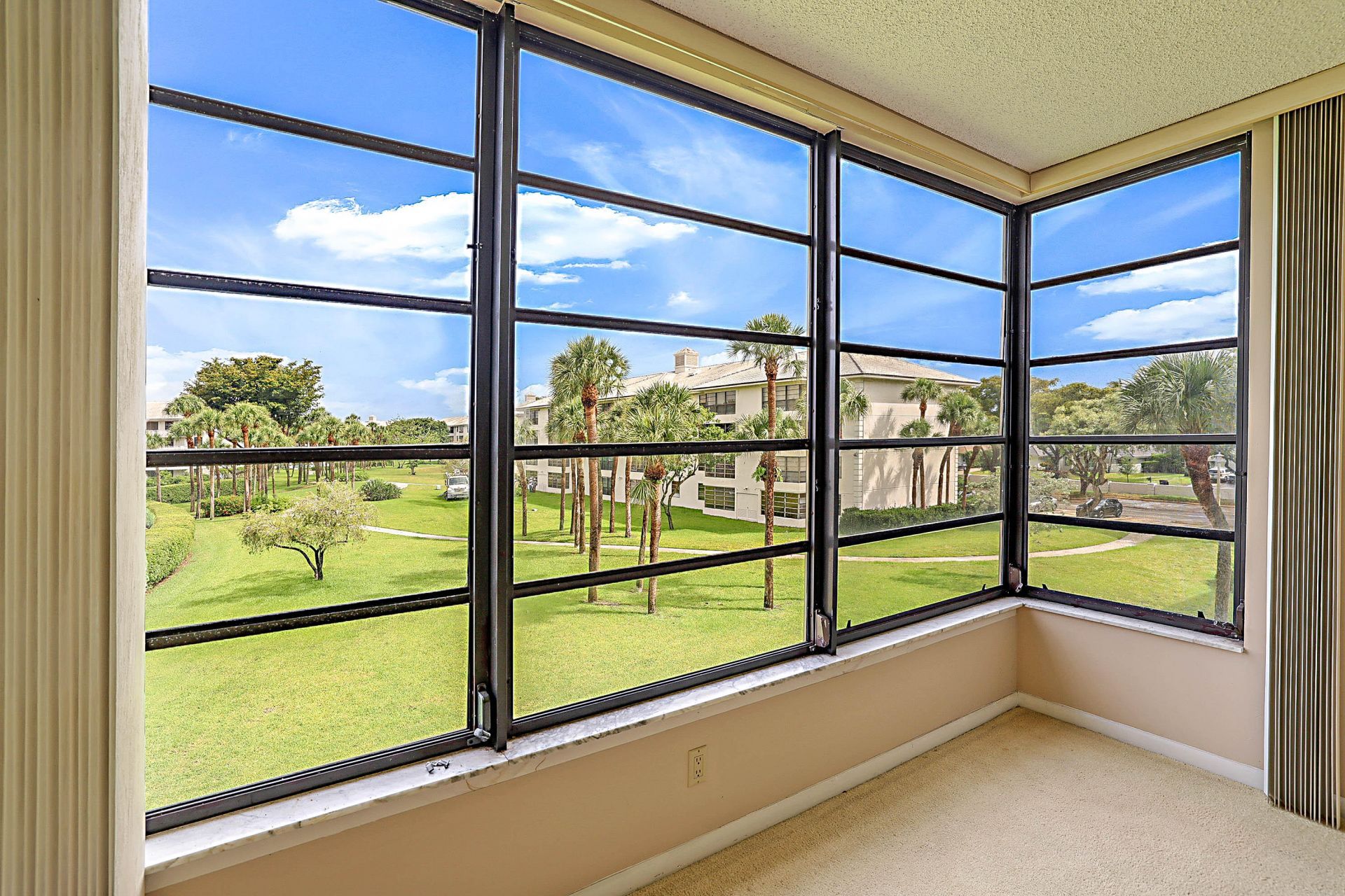 3526 Whitehall Drive, Unit 302, West Palm Beach, FL 33401 Photo