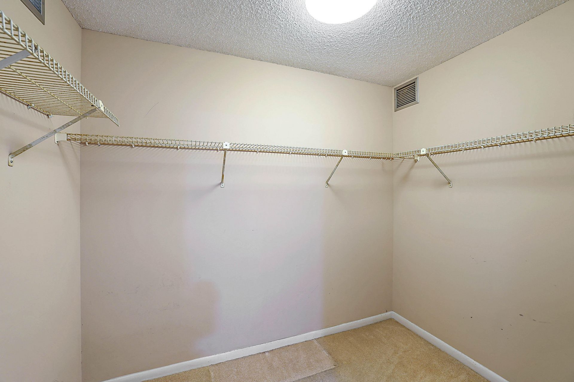 3526 Whitehall Drive, Unit 302, West Palm Beach, FL 33401 Photo
