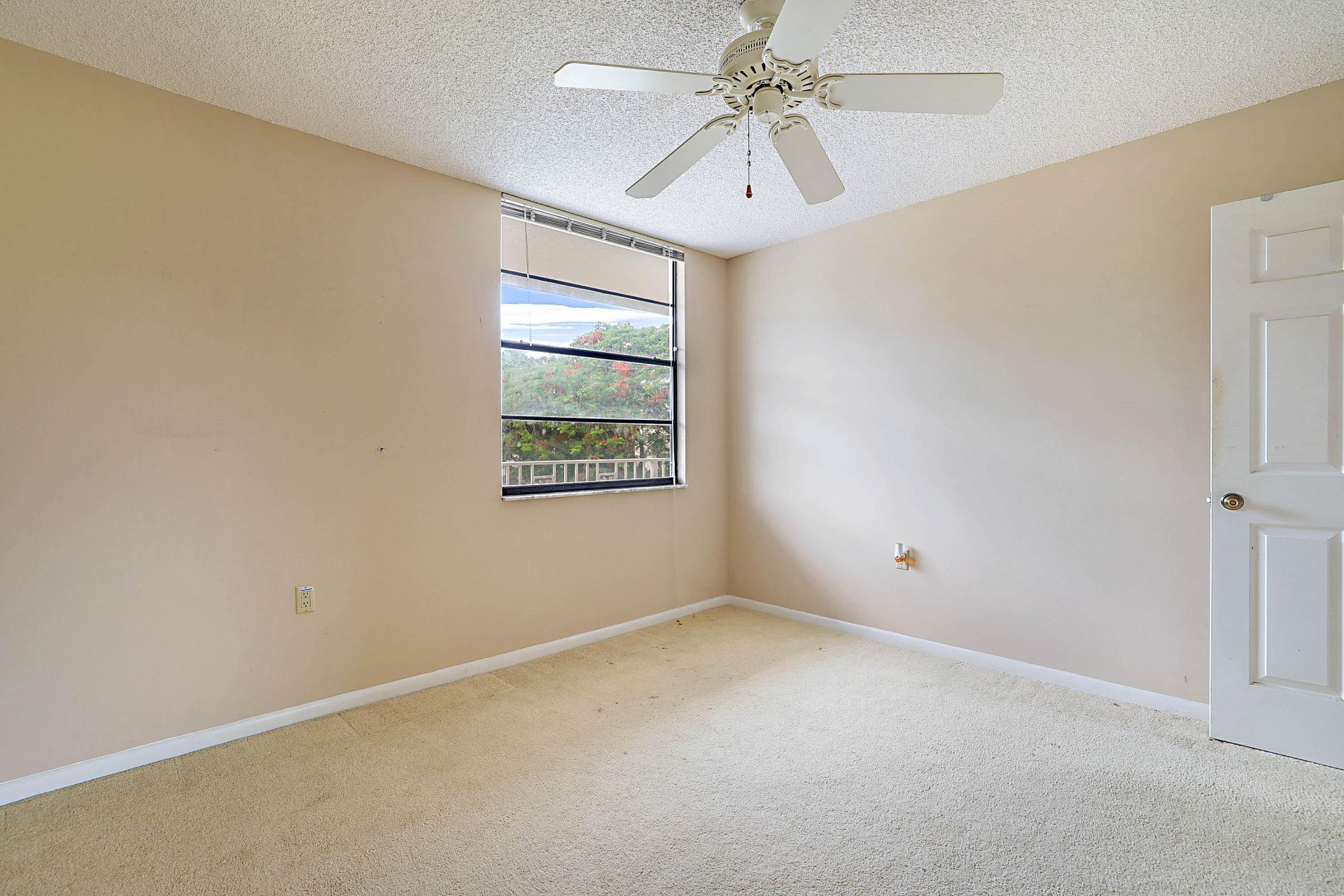 3526 Whitehall Drive, Unit 302, West Palm Beach, FL 33401 Photo
