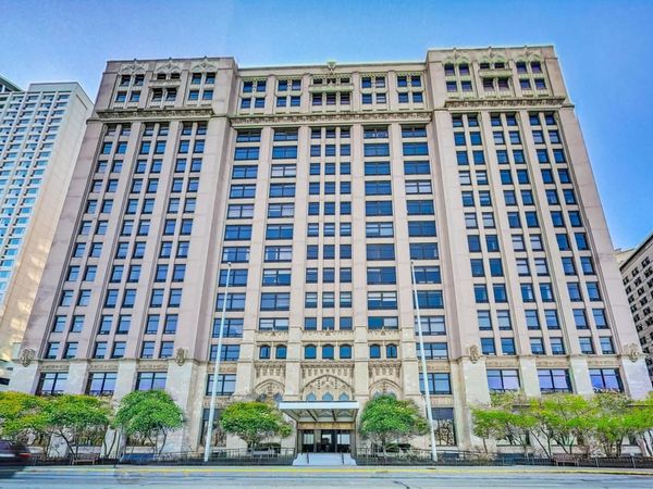 680 N Lake Shore Drive , Unit 221, Chicago, IL 60611