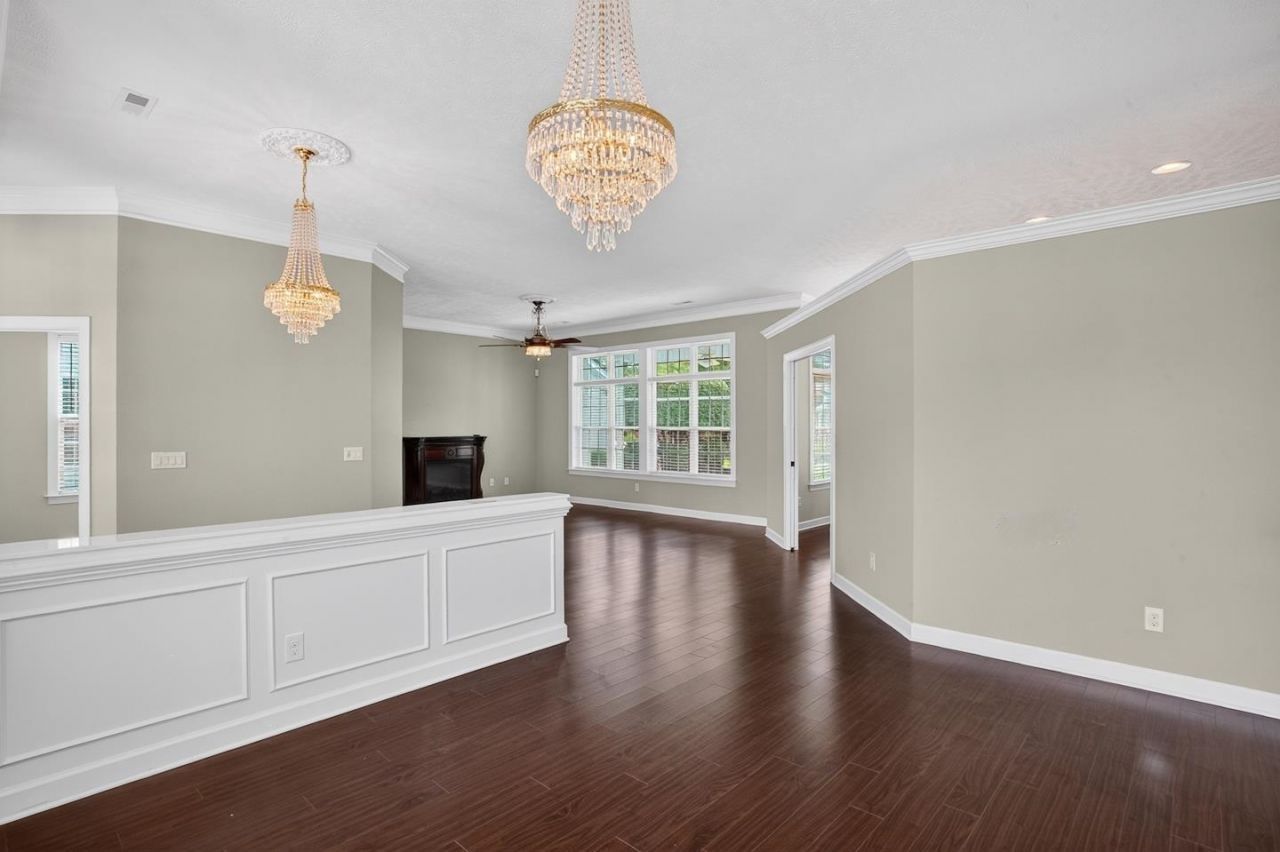 121 Willow Bay Dr.  Photo 12