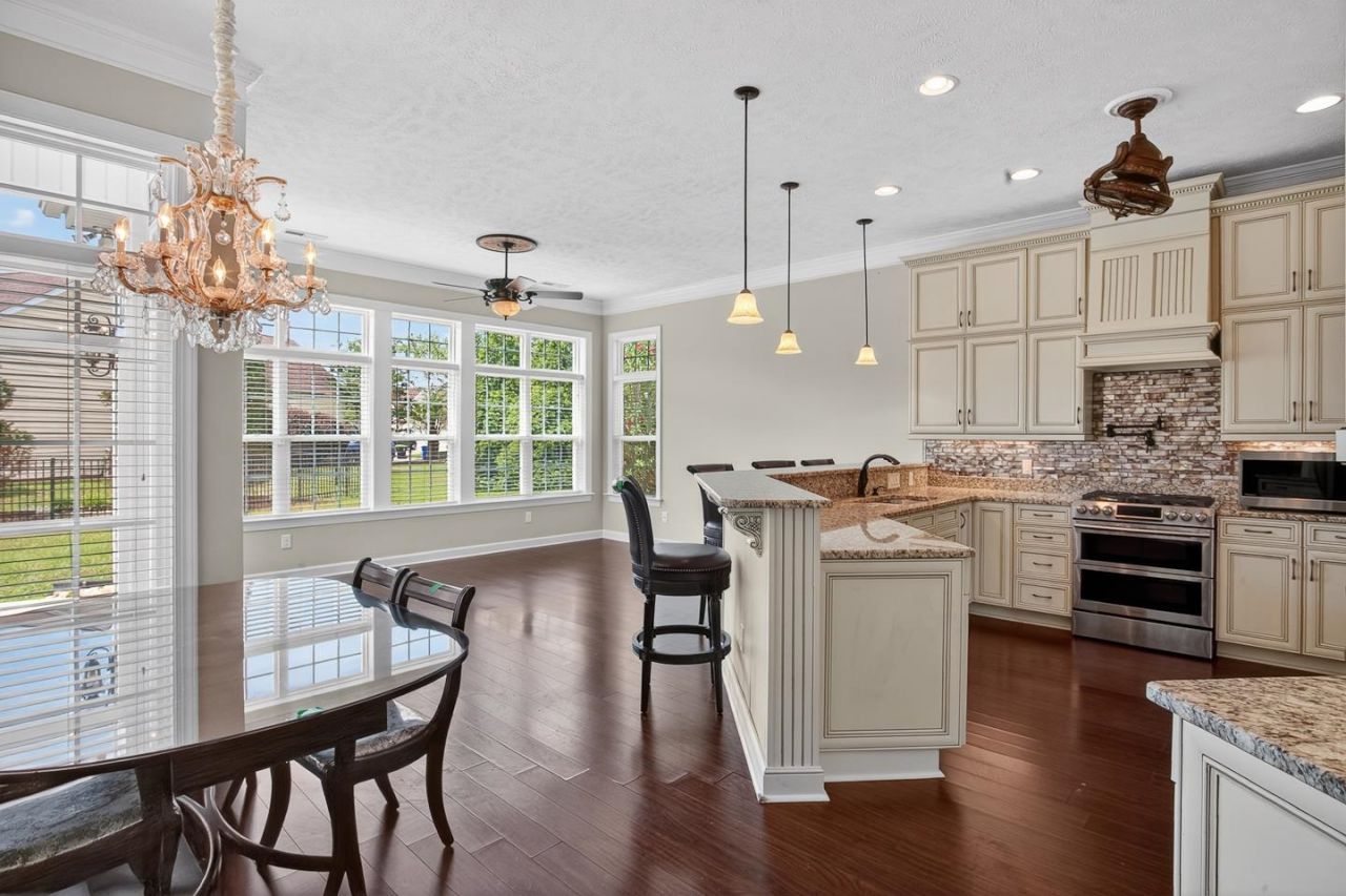 121 Willow Bay Dr.  Photo 16