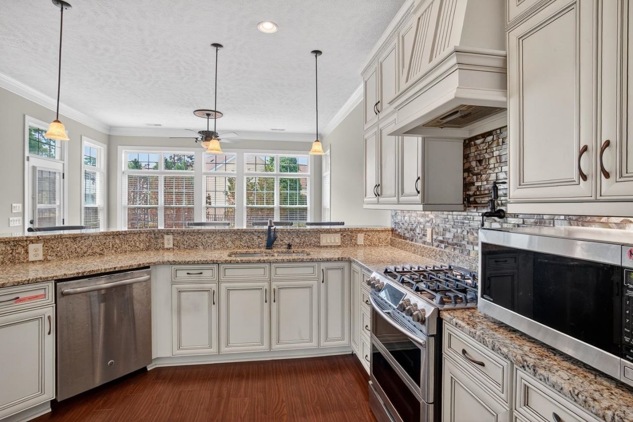 121 Willow Bay Dr.  Photo 18