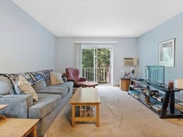55 Greentree Ln, Unit 44, Weymouth, MA 02190