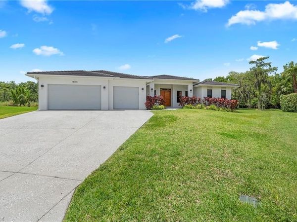 18355 Fairmont DR , NAPLES, FL 34114