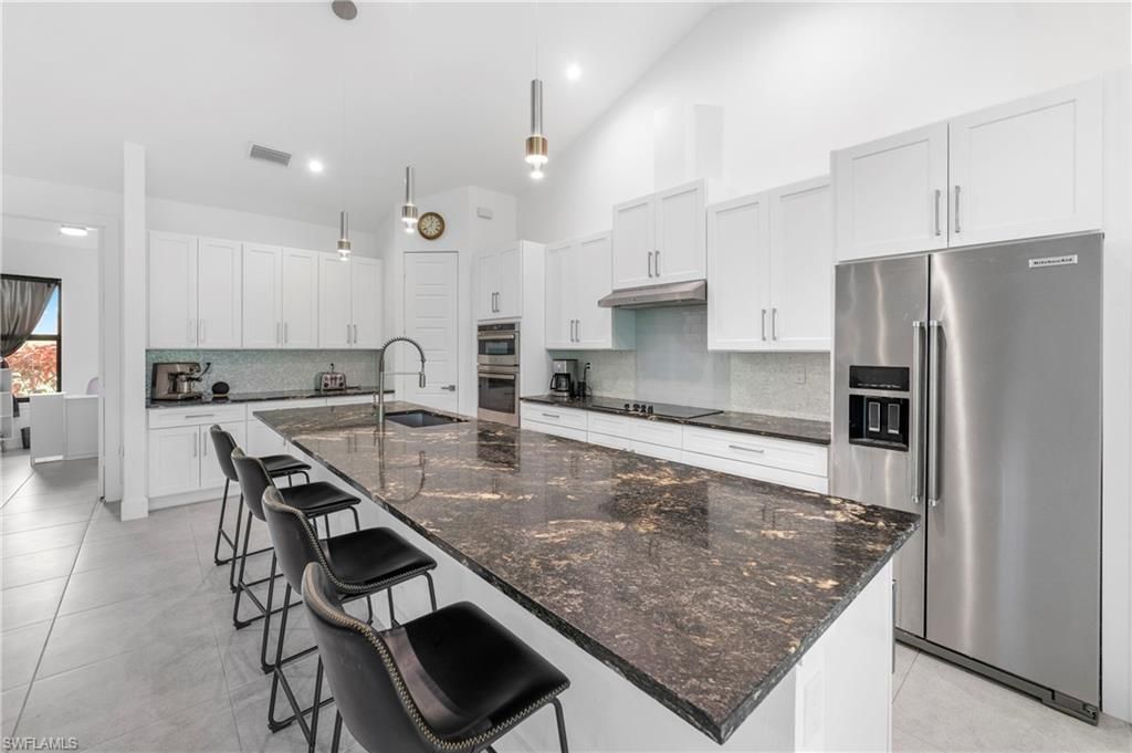 18355 Fairmont Dr, Naples, FL 34114 Photo