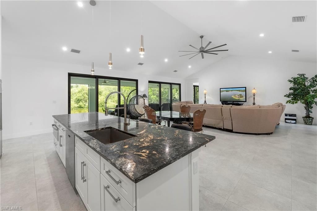 18355 Fairmont Dr, Naples, FL 34114 Photo
