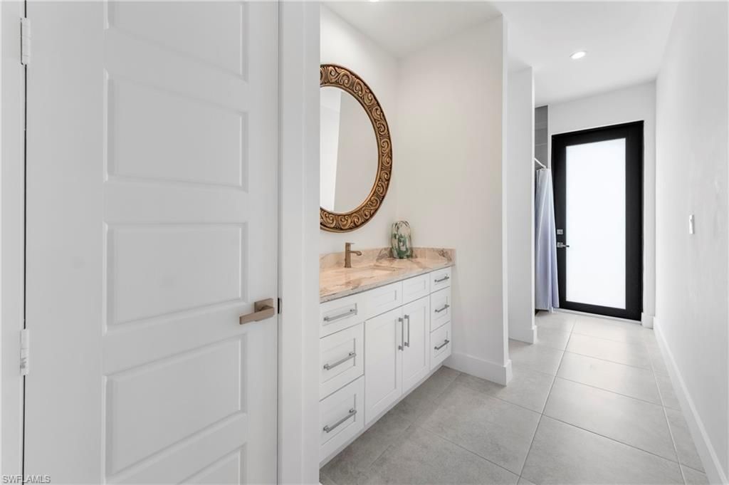 18355 Fairmont Dr, Naples, FL 34114 Photo