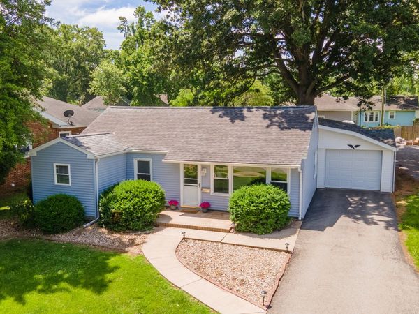 513 E Allen Avenue , Marion, IL 62959