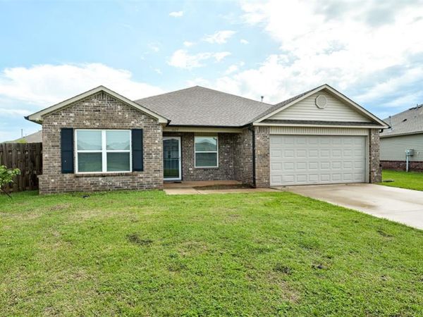 1429 Quartz Place, Noble, OK 73068