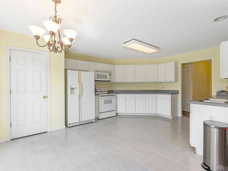 5214 Taylor Lake Lane, Liberty Township, OH 45044 Photo 10