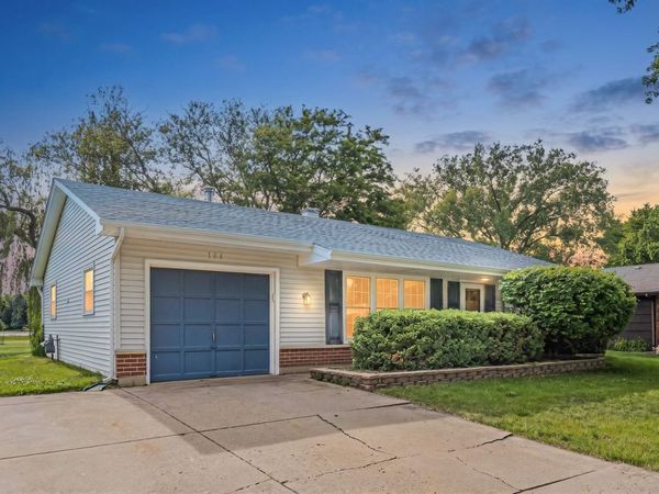 184 S Circle Avenue , Bloomingdale, IL 60108