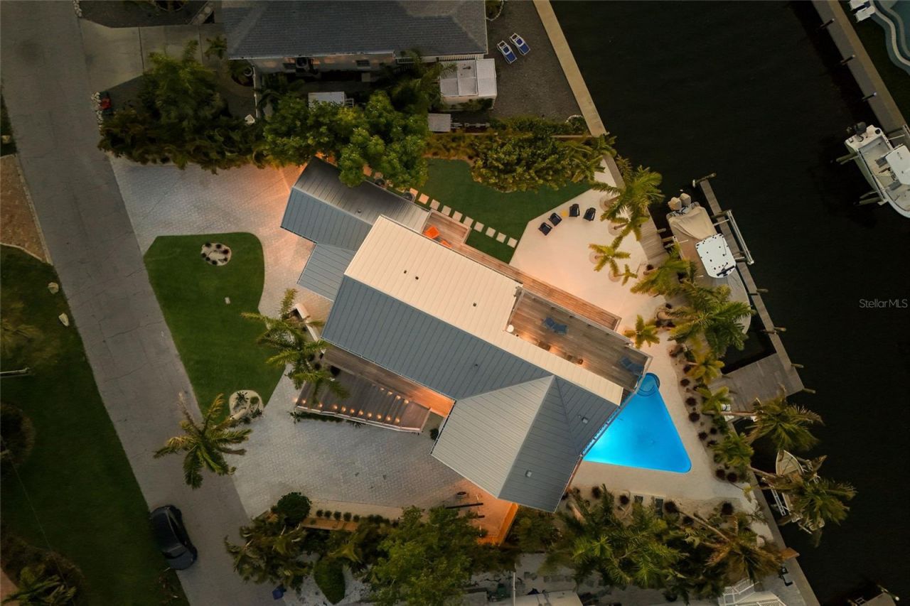 511 59th Street, Bradenton Beach, FL 34217 Photo