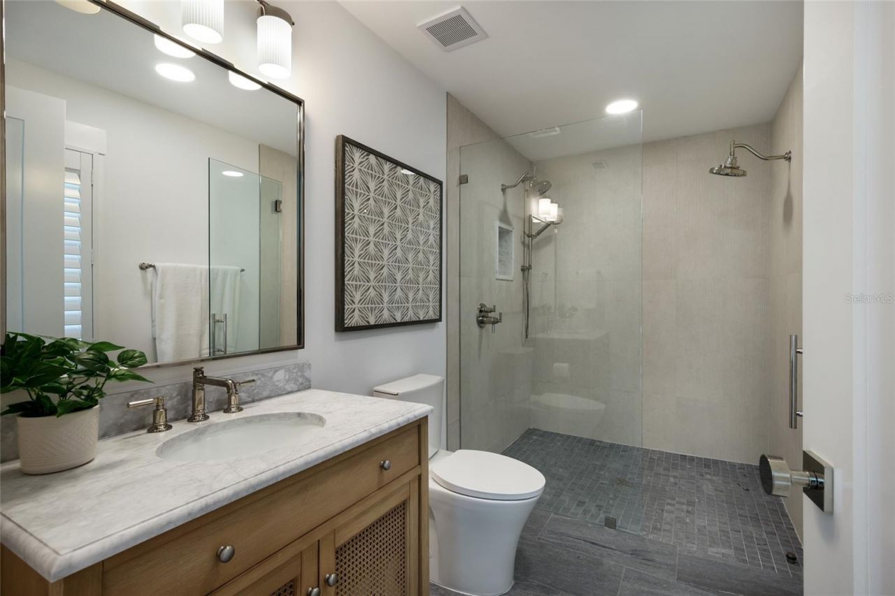 511 59th Street, Bradenton Beach, FL 34217 Photo