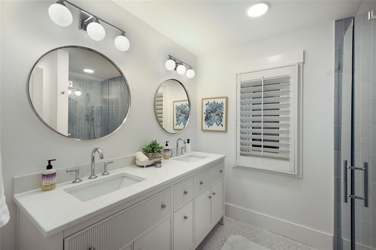 511 59th Street, Bradenton Beach, FL 34217 Photo