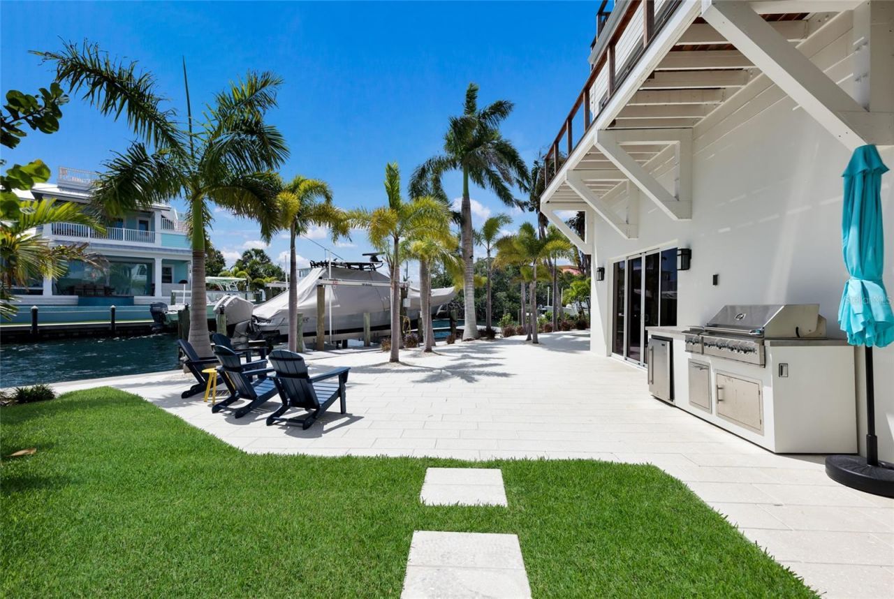 511 59th Street, Bradenton Beach, FL 34217 Photo