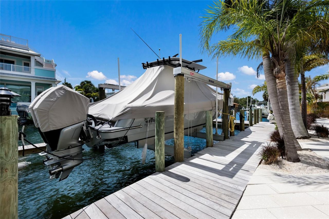 511 59th Street, Bradenton Beach, FL 34217 Photo