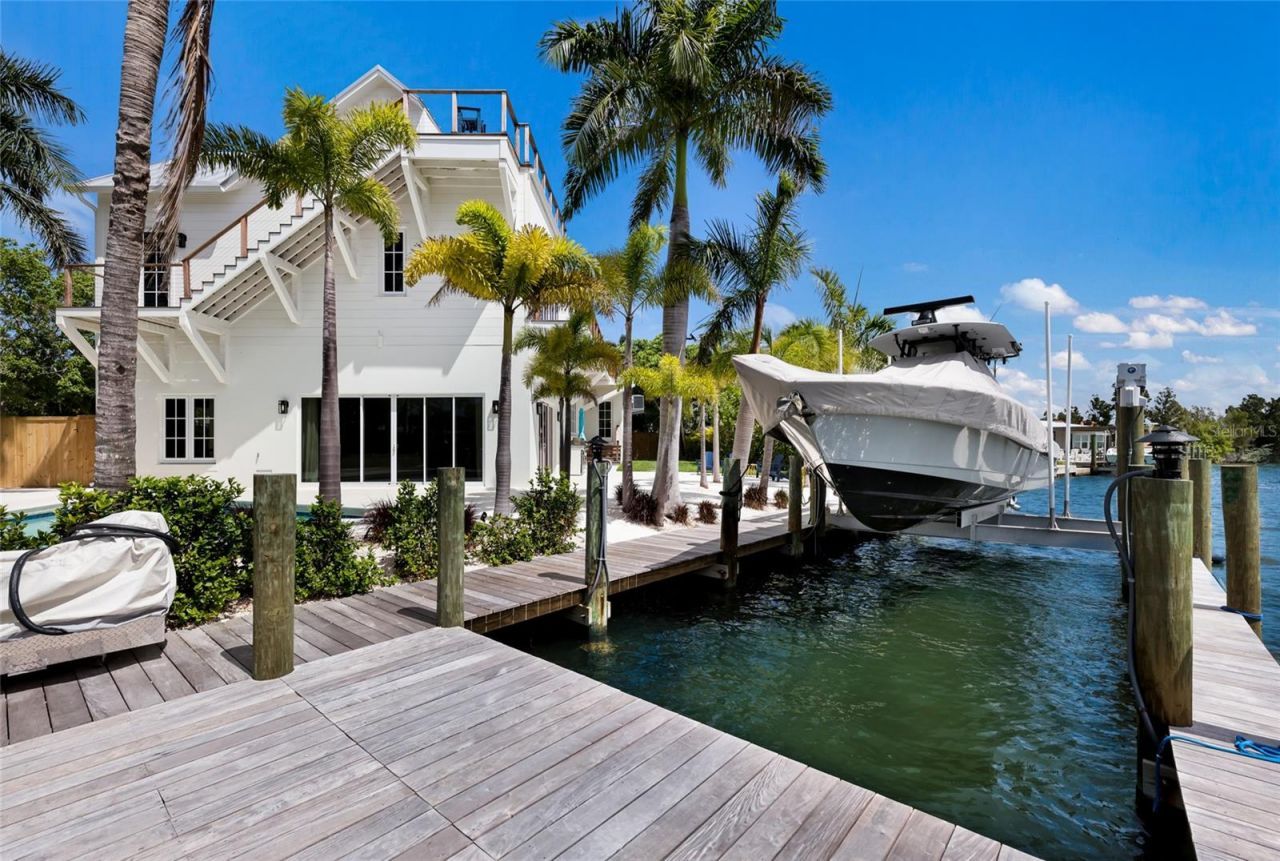 511 59th Street, Bradenton Beach, FL 34217 Photo