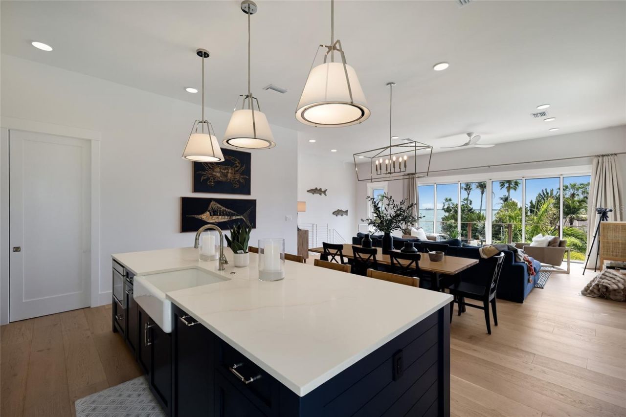 511 59th Street, Bradenton Beach, FL 34217 Photo