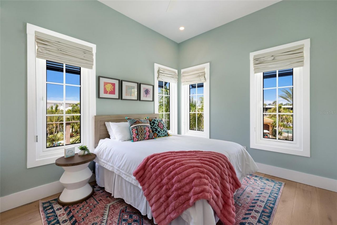 511 59th Street, Bradenton Beach, FL 34217 Photo