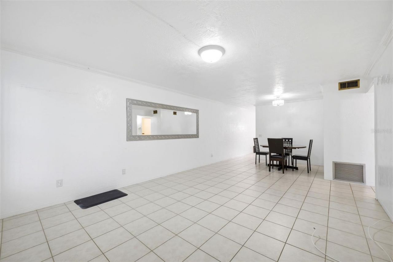 2434 Australia Way E, Unit 12, Clearwater, FL 33763 Photo