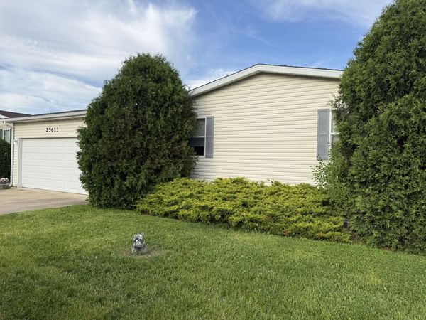 25613 Shinnecock Drive , Monee, IL 60449