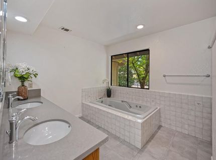 6400 Lago Cir, Rancho Murieta, CA 95683 Photo