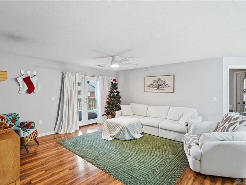 1901 Waterstone Boulevard, Unit 208, Miamisburg, OH 45342 Photo 4