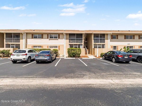 1648 Sunny Brook Lane NE , Unit M105, Palm Bay, FL 32905