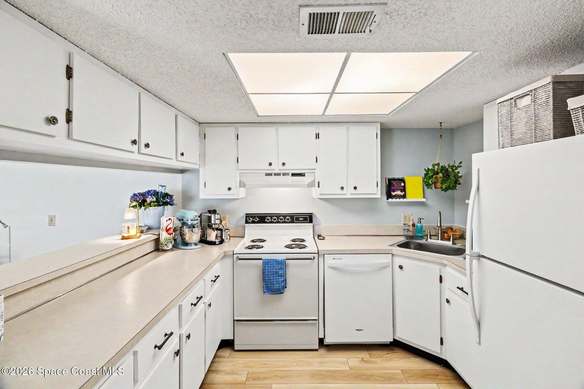 1648 Sunny Brook Lane NE , Unit M105, Palm Bay, FL 32905 Photo