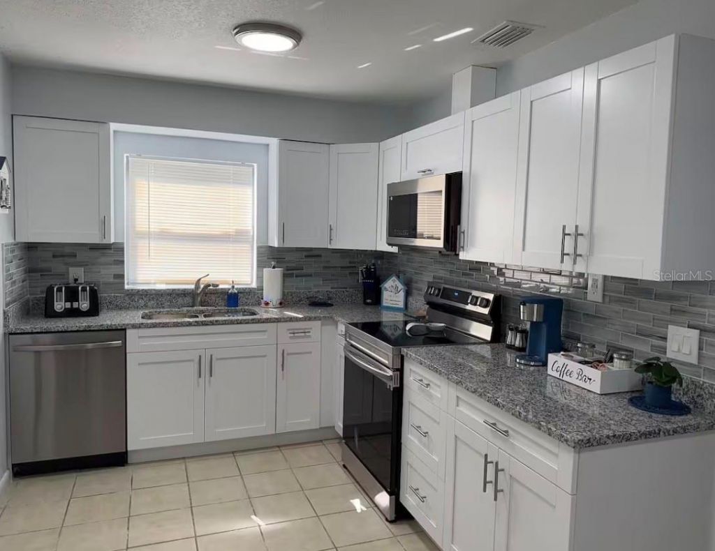 7316 Willow Park Drive , Tampa, FL 33637 Photo