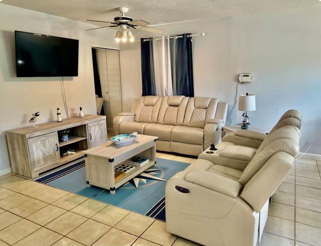 7316 Willow Park Drive , Tampa, FL 33637 Photo