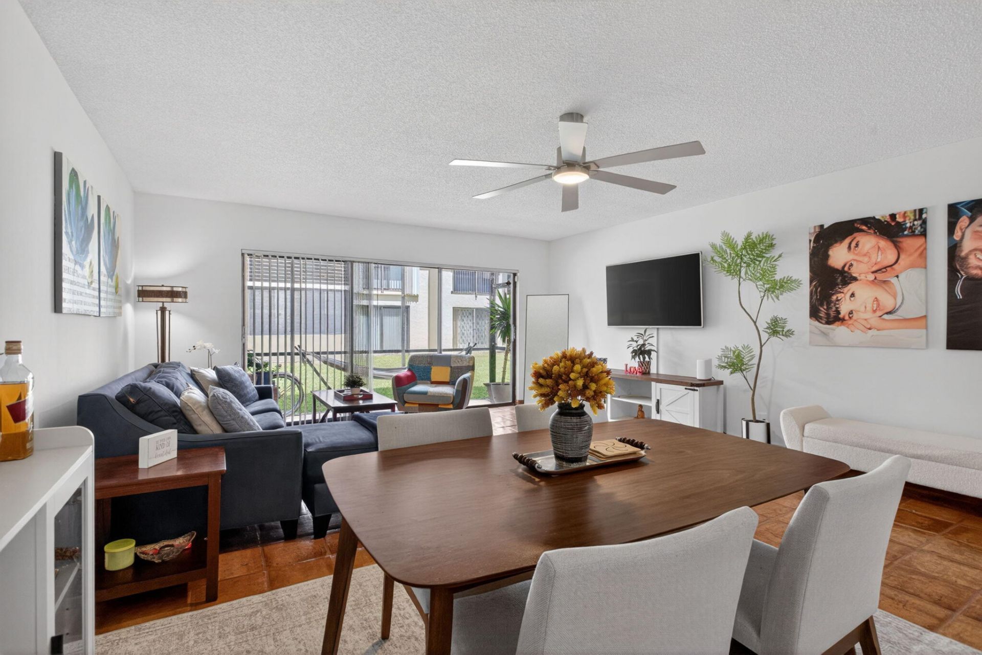 172 W Laurel Drive, Unit 1102, Margate, FL 33063 Photo