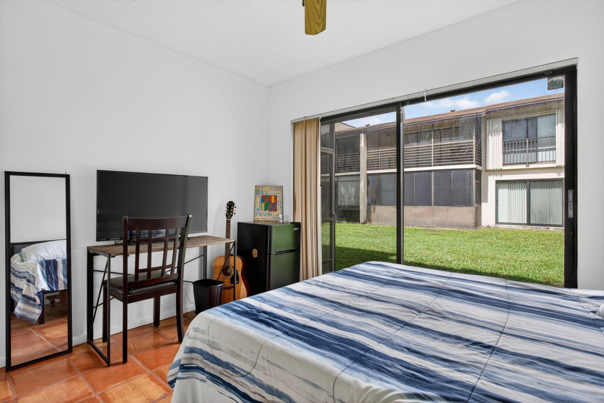 172 W Laurel Drive, Unit 1102, Margate, FL 33063 Photo