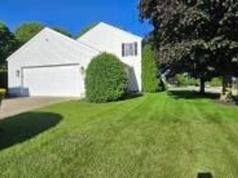 1814 Carlyle Drive, Piqua, OH 45356 Photo 4