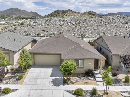 668 Goodsprings Drive, Reno, NV 89506 Photo